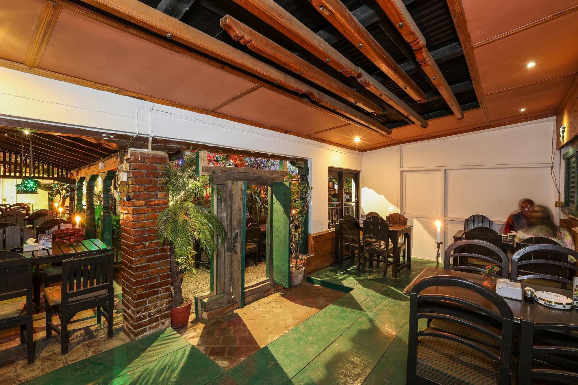 Hotel Himalayan Oasis Kathmandu Buitenkant foto