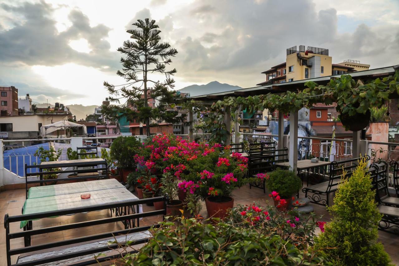 Hotel Himalayan Oasis Kathmandu Buitenkant foto