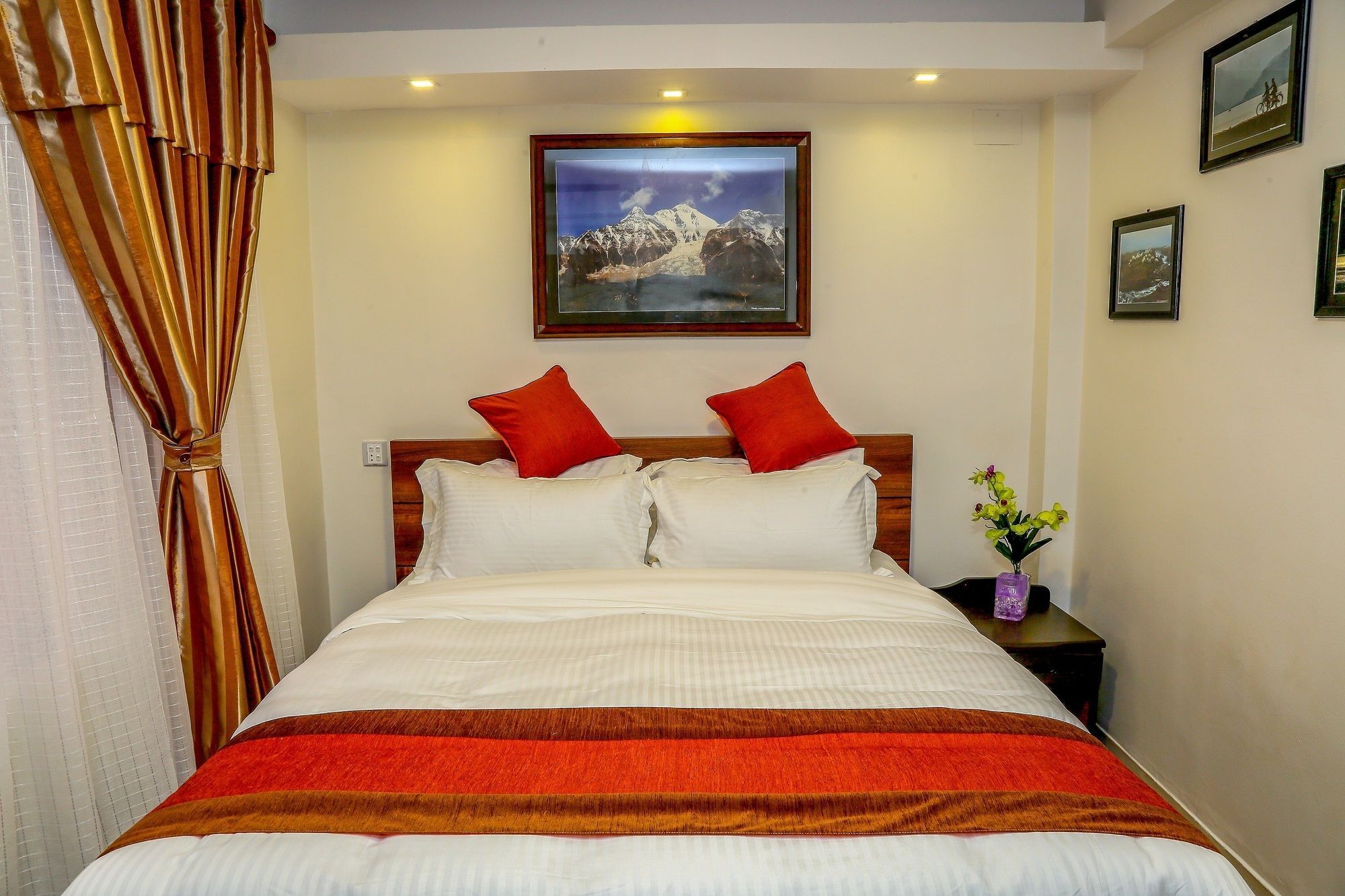 Hotel Himalayan Oasis Kathmandu Buitenkant foto