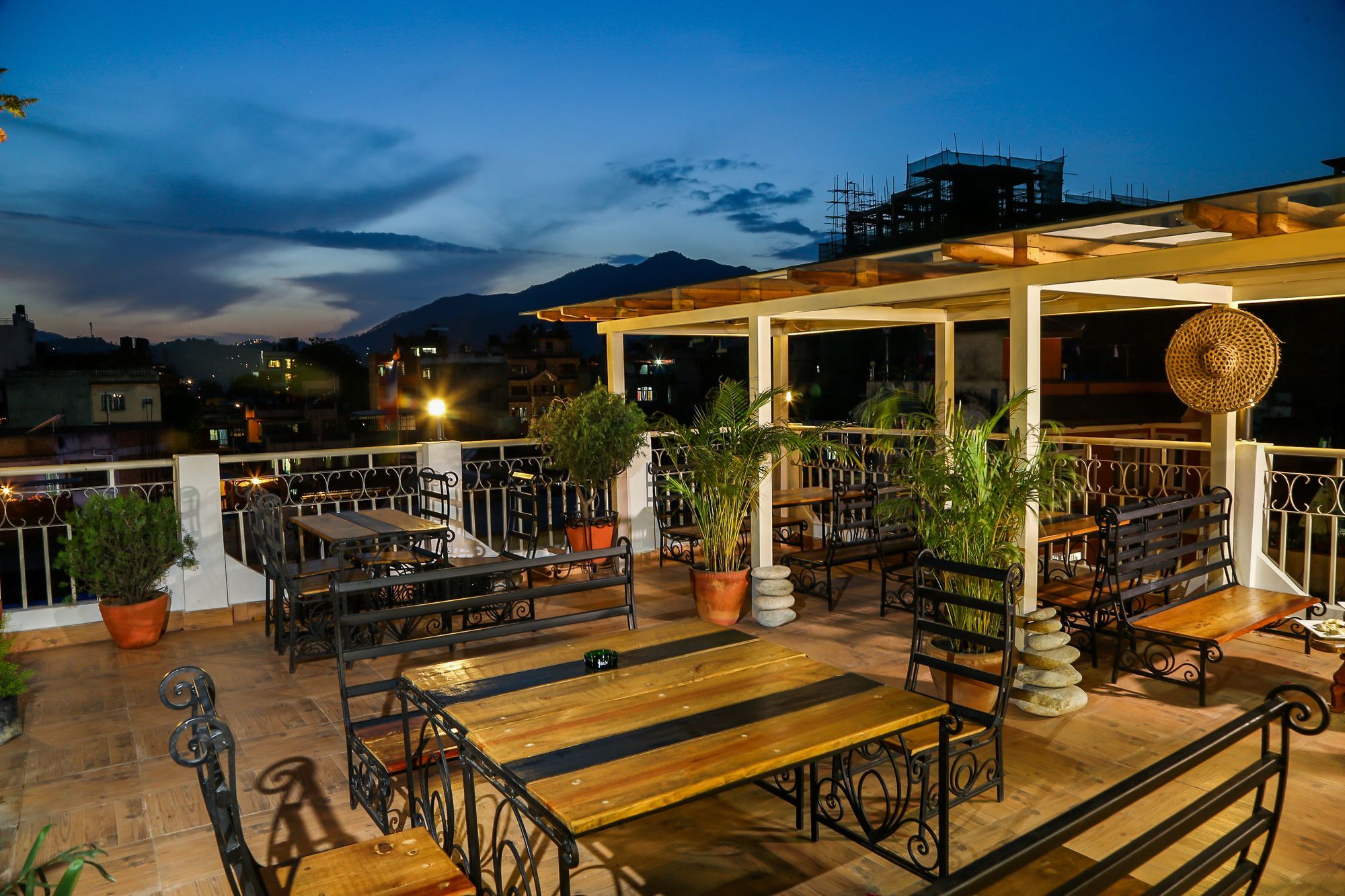 Hotel Himalayan Oasis Kathmandu Buitenkant foto
